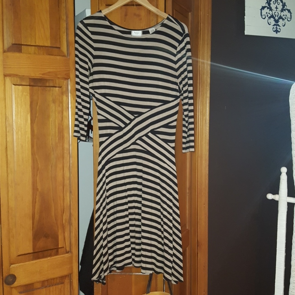 Black and gold dress